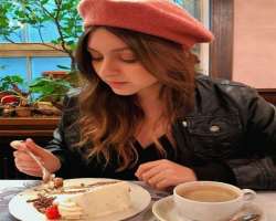 The Instagram star has a sweet tooth.